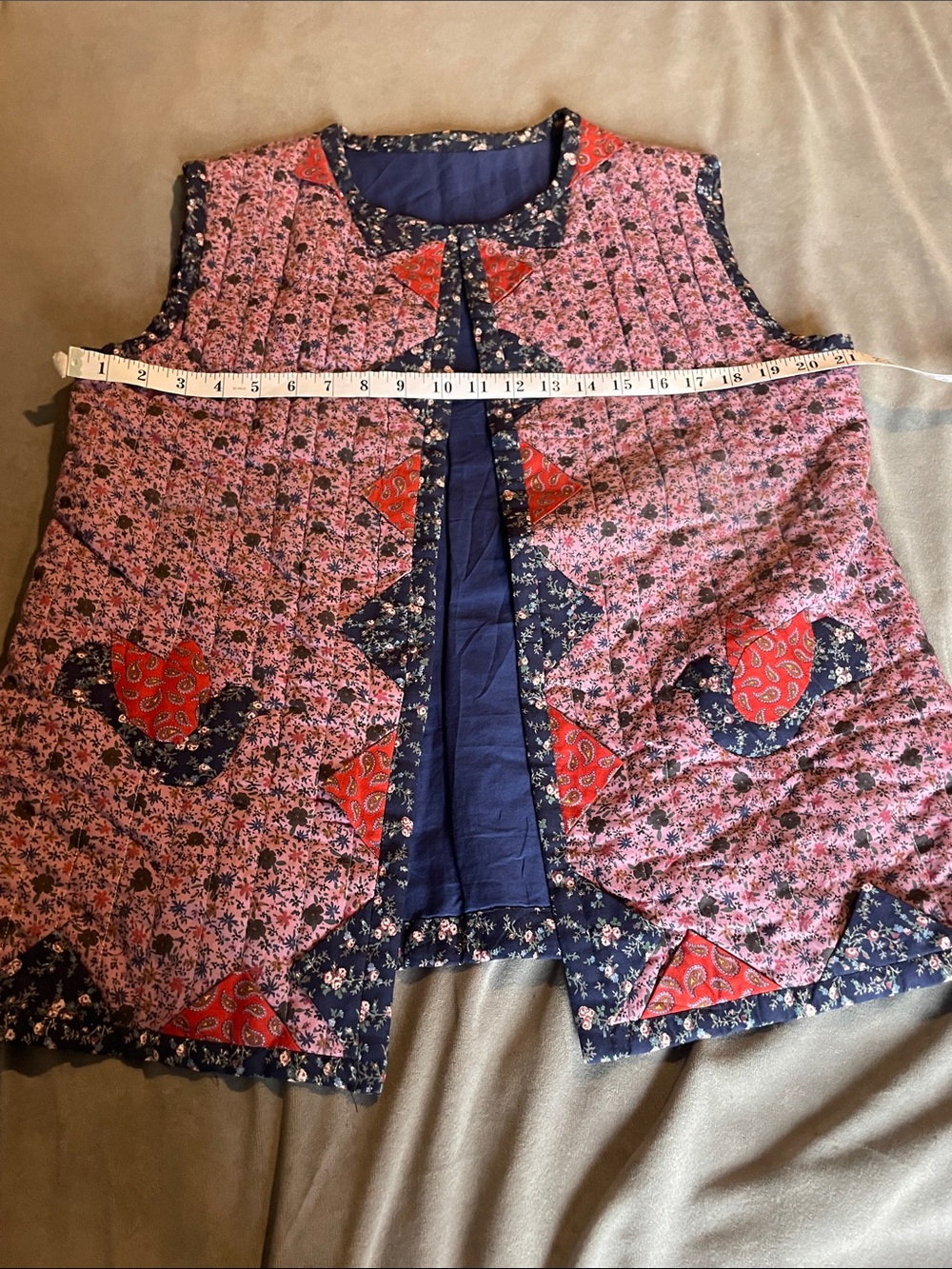Vintage Handmade Quilted Patchwork Vest – Floral & Paisley Bird size L - Picture 13 of 14